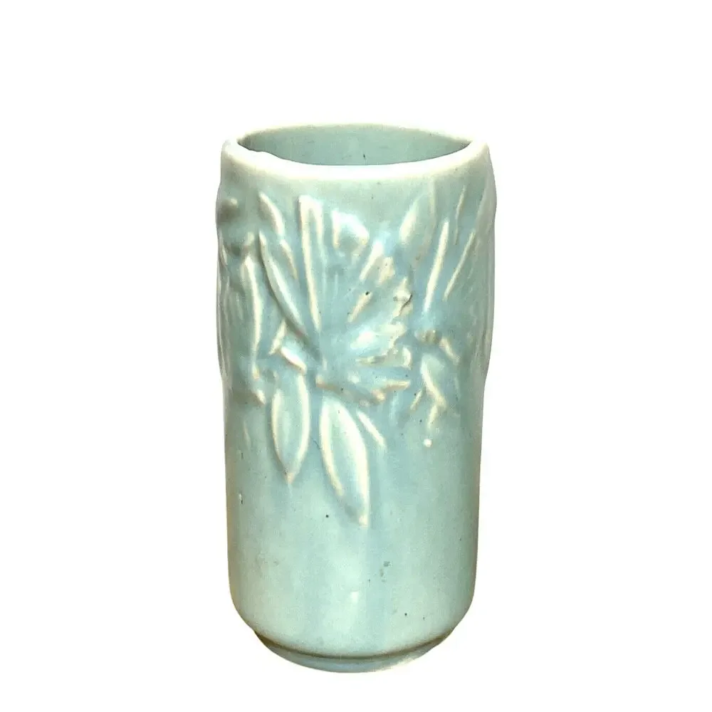 Vintage 1942 Nelson McCoy Blue Butterfly Vase 6